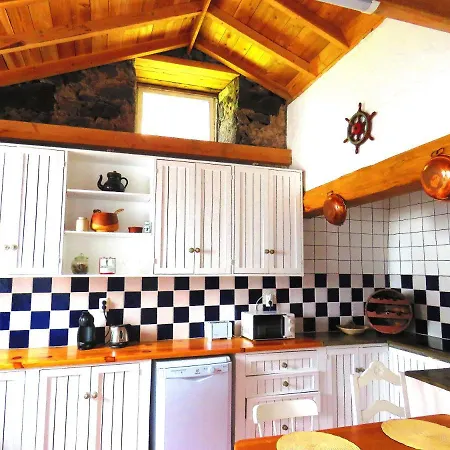Holiday home Casa Do Guardiao Madalena (Azores)